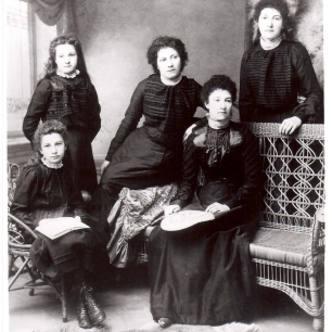 The Allsopp Women - Left to Right: Mabel Alice, Ada Ellen, Rhoda Margaret, Sophia Eliza and Lucy Elizabeth